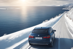 Explore the best winter road trip destinations from snowy mountain peaks to serene coastal drives. Plan your perfect winter adventure with our top picks!